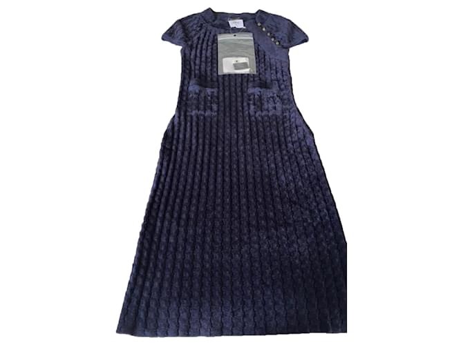 novo chanel 10Um vestido de malha de viscose Azul escuro Poliamida  ref.778309
