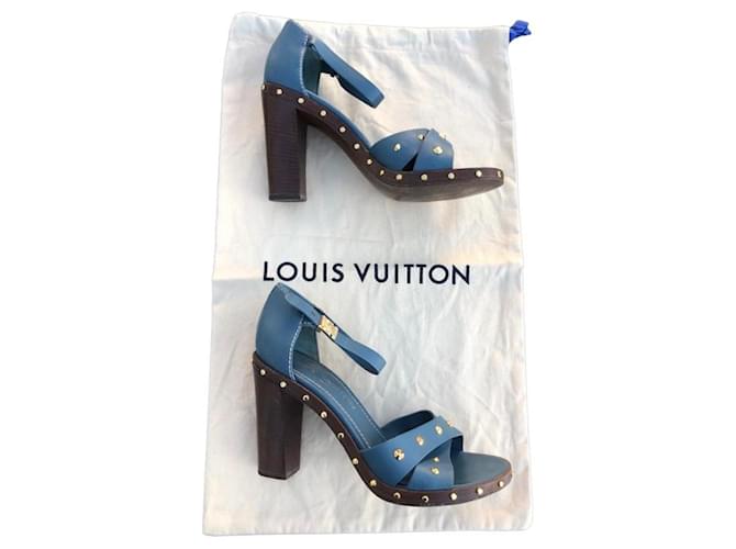 Louis Vuitton Salto Alto Azul confeccionado em Couro Suhali por LV  ref.778332
