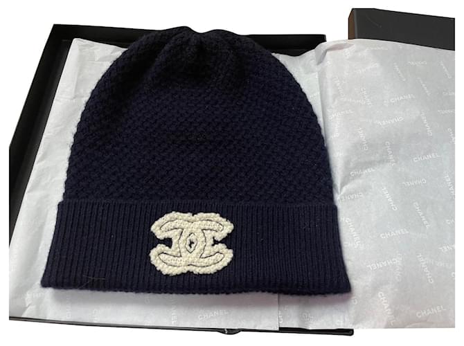 Chanel Hats Navy blue Cashmere  ref.778697