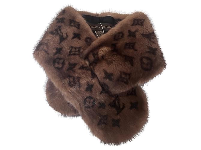Louis Vuitton mink fur scarf Brown  ref.780983
