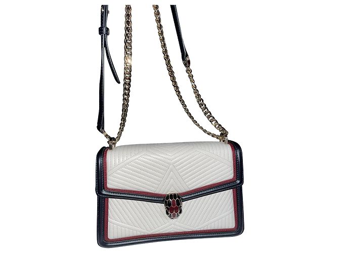 Bolsa Bulgari de couro com corrente