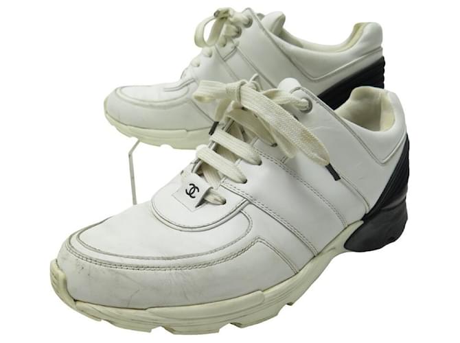 CHAUSSURES CHANEL BASKETS CC TRAINER SNEAKERS G31711 40.5 CUIR BLANC SHOES  ref.784637