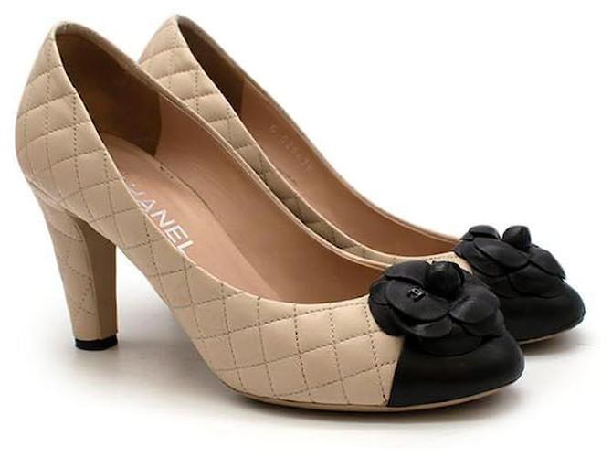 Chanel camellia beige quilted pumps Leather ref.785778 - Joli Closet