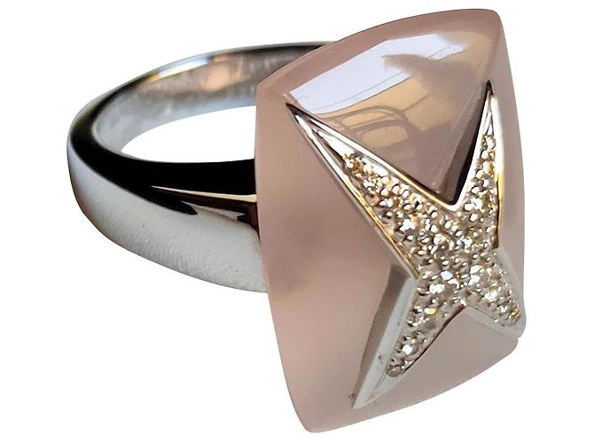 Anel Mauboussin Divine Star em ouro branco e quartzo rosa com diamante 0,18 ct Prata