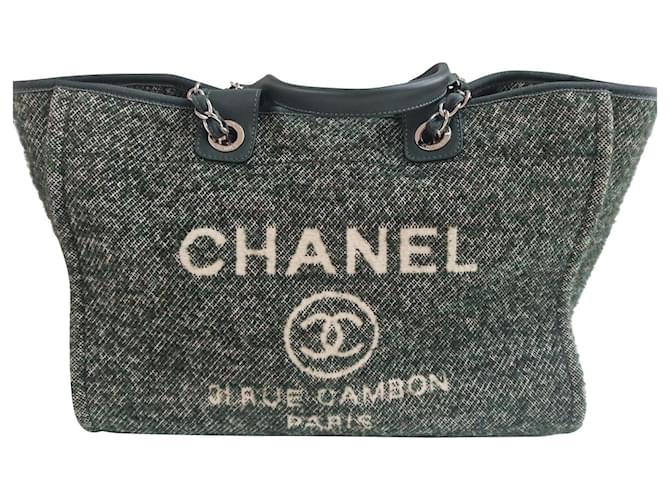 Chanel - Authenticated Deauville Handbag - Wool Green for Women, Very Good Condition