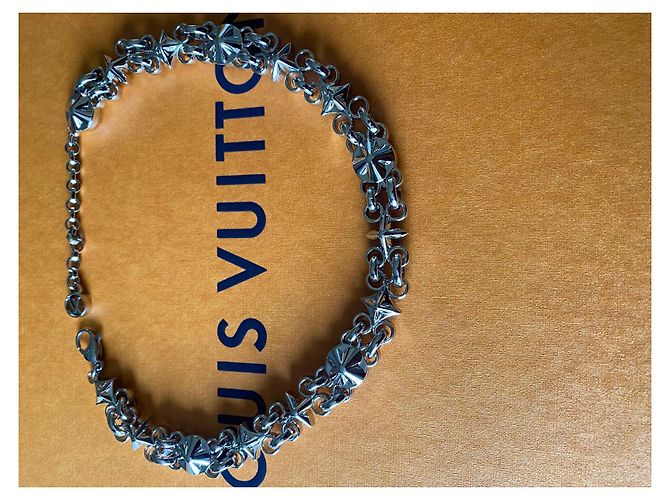 Louis Vuitton mi collar de flores Plata