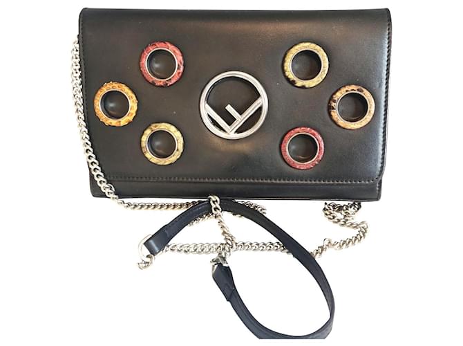 Fendi Handbags Black Leather  ref.787728