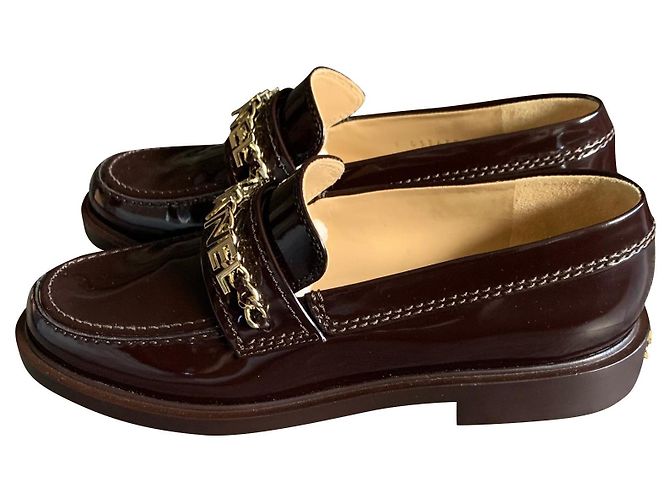 Chanel Slipper Bordeaux Lackleder 37 Cognac