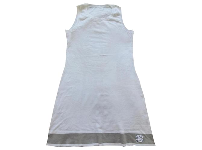 Chanel dress 40 White Grey Cotton Polyester  ref.787982