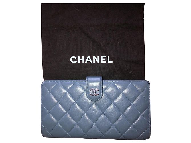 Cartera Chanel Azul de Cuero