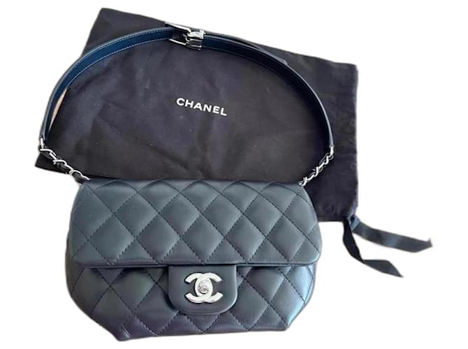 Chanel negro atemporal Piel de cordero  ref.790593