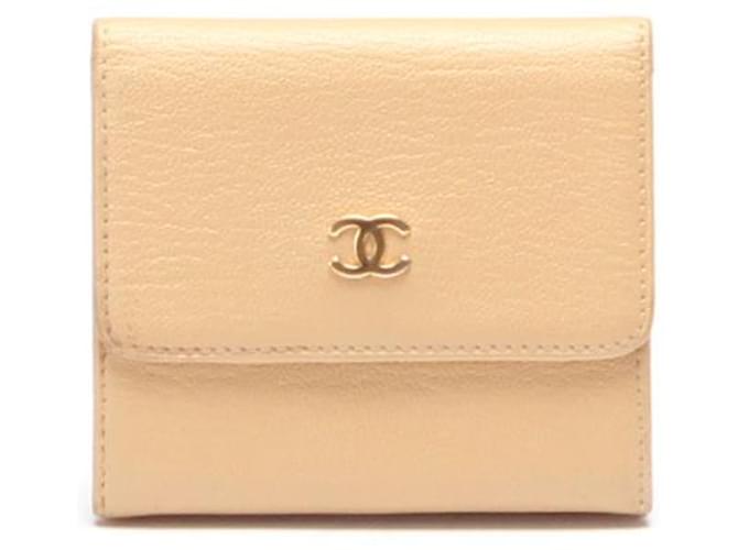 Chanel Leather Compact Wallet Beige Pony-style calfskin  ref.791755