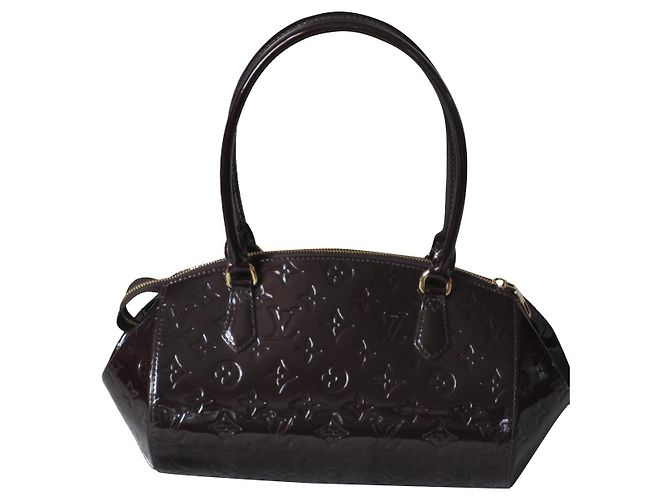 Louis Vuitton Sherwood Charol Amaranto Burdeos