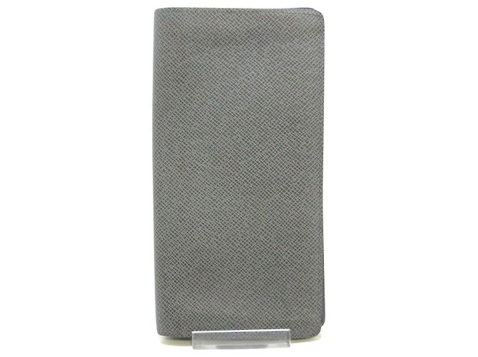 Louis Vuitton Portefeuille Brazza Grey