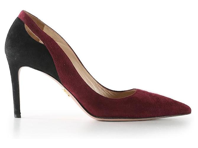 Sapatos bico fino Prada bordô e camurça preta Vermelho Bordeaux Suécia  ref.792817