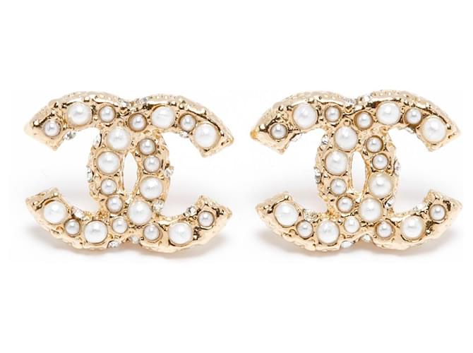 Chanel CC diamonds and pearls Métal Doré  ref.793756