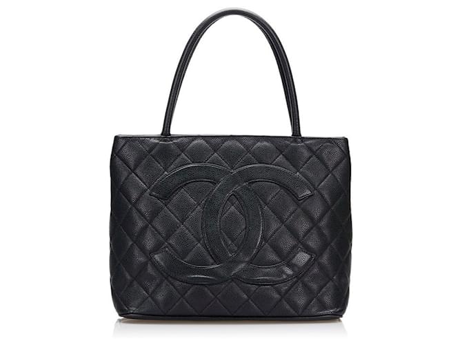 Chanel Medaillon Black Leather  ref.796336