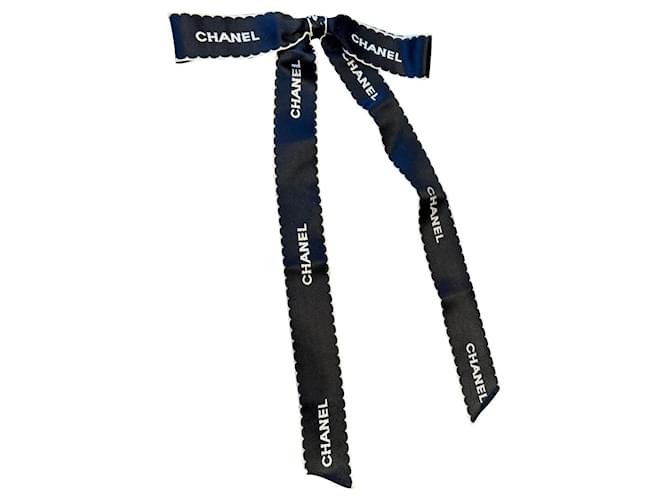 Chanel Collector 1995 Soie Noir Blanc  ref.796378