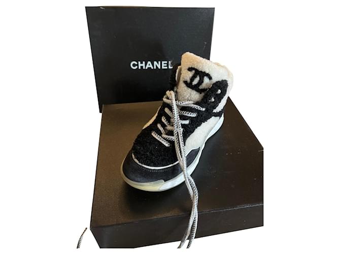 Chanel Blue Multicolor Tweed PVC Sneakers 36.5 – The Closet