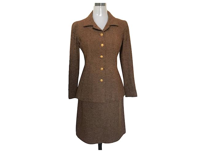 Chanel Skirt suit Brown Wool Tweed  ref.796932