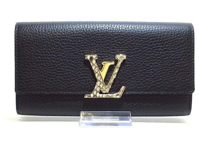 Louis Vuitton Capucines Negro