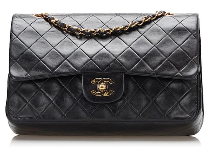Timeless Chanel Double flap Black Leather  ref.797922