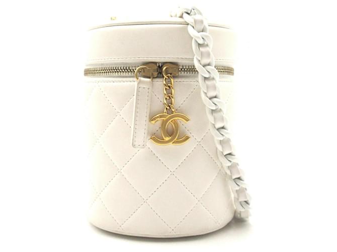 Chanel CC Quilted Leather Vanity Case White Lambskin  ref.798068
