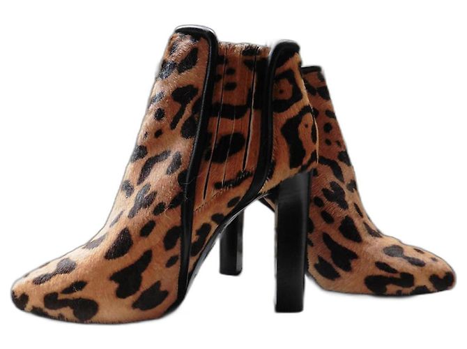 Botines Roberto Cavalli Estampado Leopardo en Piel de Vitello Estampado de leopardo