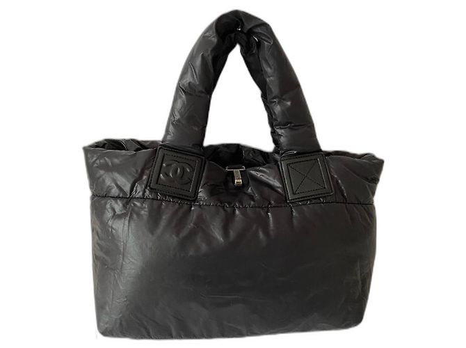 Cocoon Bolso Chanel Cocon de Nylon Negro Burdeos