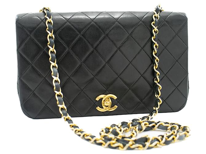 Chanel Matelassé Black Leather  ref.800396