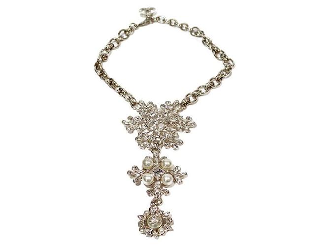 Chanel Halsketten Gold hardware Metall Perle  ref.800814