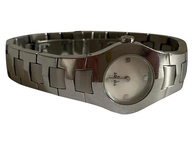 Reloj Tissot L520 de acero Plata