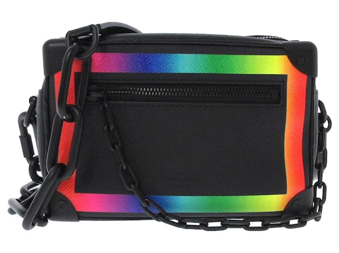 Louis Vuitton Black Taiga Rainbow Soft Trunk Leather ref.834888