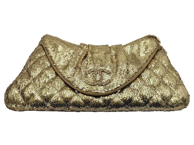 Clutch bag Chanel vintage crescent sequins Golden Silk  - Joli  Closet