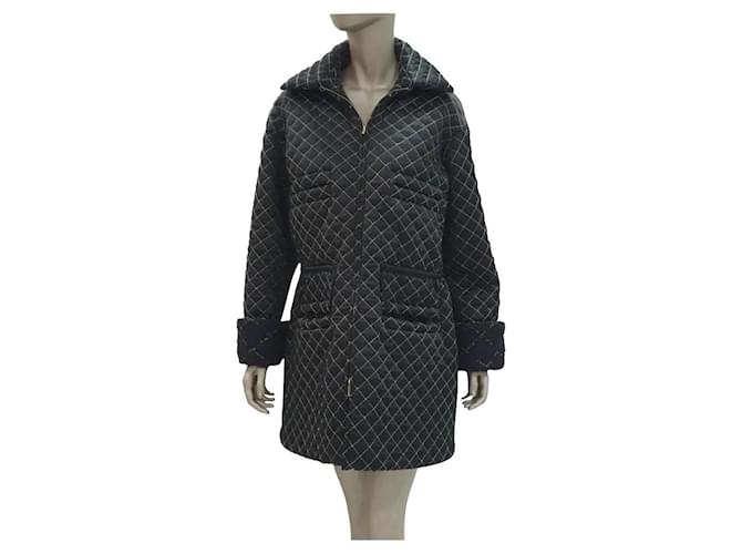 Chanel Quilted Puffer Coat Sz.36 Black Polyester  ref.803900