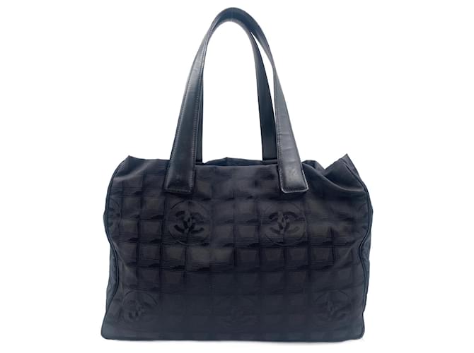 Black Polyester New Travel Line Tote Chanel Bag ref.804035 - Joli
