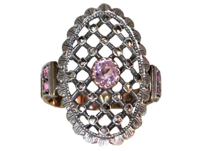 Autre Marque Marquise Ring aus Gelbgold mit Amethyst und Markasit Golden