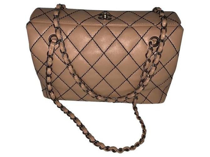 Chanel Handtaschen Beige Leder  ref.804960
