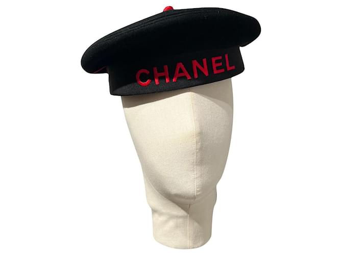 Chanel cappelli Nero Rosso Cachemire  ref.805525