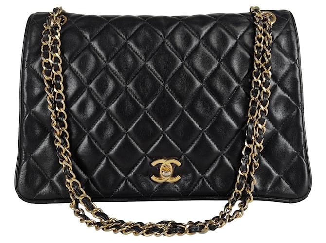 Chanel Timeless Clássico 30 Bolsa forrada em CM com fecho giratório em couro preto  ref.805887