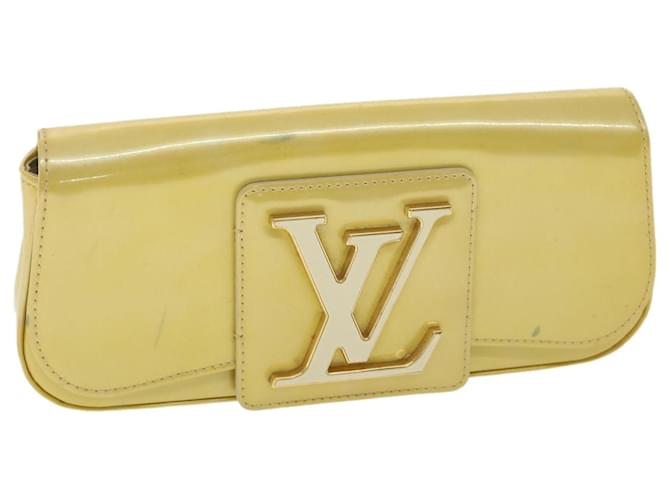 LOUIS VUITTON Monogram Vernis Sorby Clutch Bag Beige MLS615 LV Auth 36158  Patent leather ref.806652 - Joli Closet