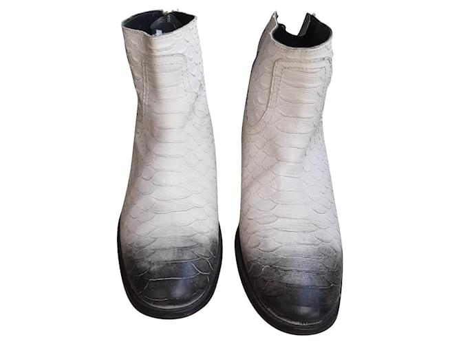 Zadig & Voltaire Zadig&Voltaire "Teddy" boots White Grey Leather  ref.808308