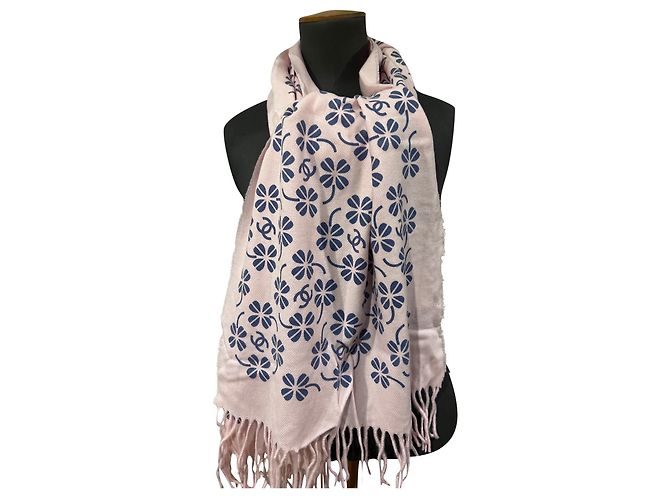 Sciarpa Chanel in lana e cashmere rosa e blu