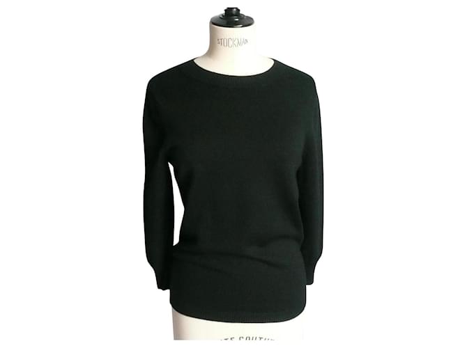 CHANEL UNIFORM Black wool sweater very good condition TS  ref.808810