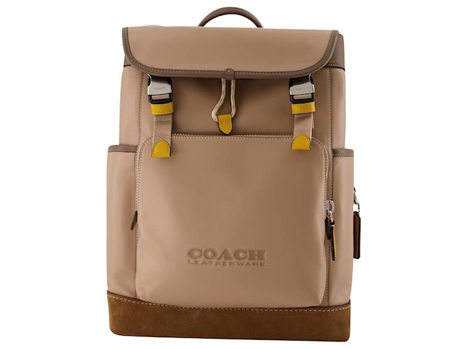 Coach multi-pocket leather backpack in Brown