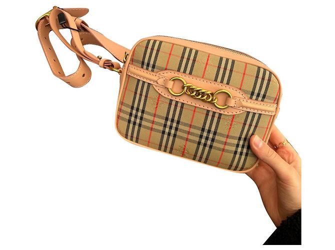 Bolsa Burberry de couro rosa