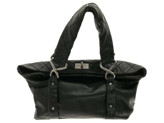 Chanel Matelasse,2.55 Black Leather  ref.813775