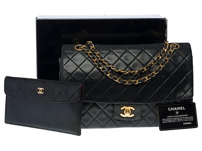 Chanel Timeless / Classique handbag 27cm with flap in black quilted lambskin Leather  ref.815586