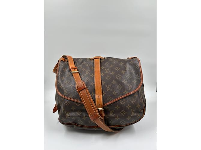 Coated Canvas Louis Vuitton Saumur 35 Brown Leather ref.816038
