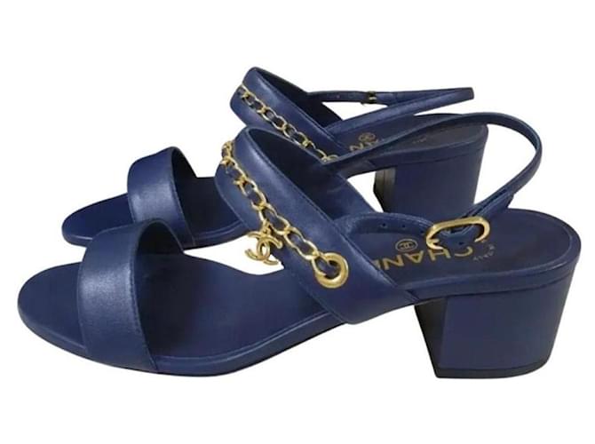 Chanel Navy Block Heels Chain Sandals Dark blue Leather  ref.816605